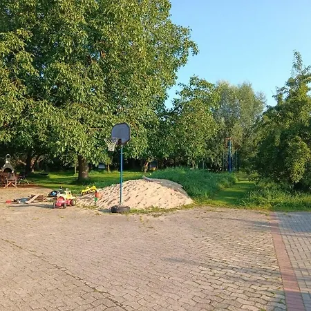 With 3 Bedrooms * Drochtersen